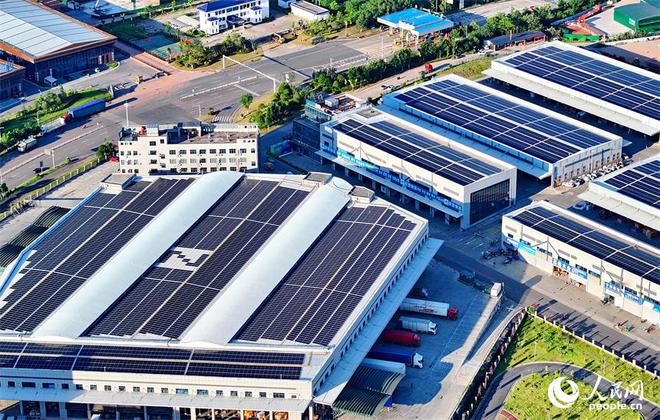 江西赣州南康区：光伏屋顶助企节能(图1)
