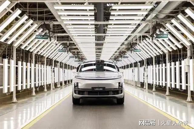 中国工业第一区：GDP超过5000亿元拥有华为、比亚迪2家千亿企业(图1)