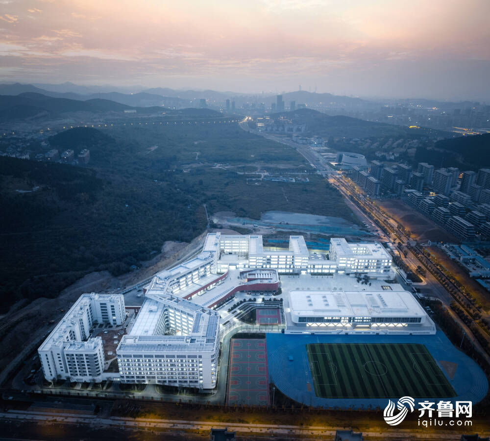 九游体育网站：助推建筑节能领域技术进步山东新版《公共建筑节能设计标准》8月1日起实施(图2)